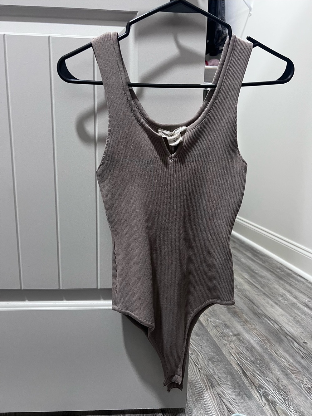 Sleeveless Ribbed Scoop-Neck Bodysuit in Taupe